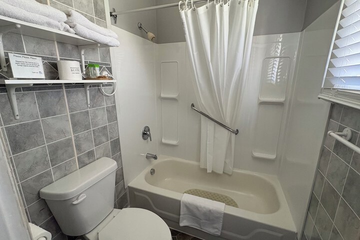 Room 20 of 39