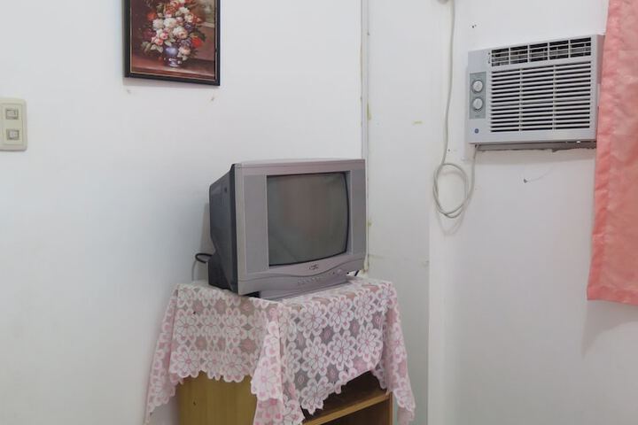 Room 12 of 24