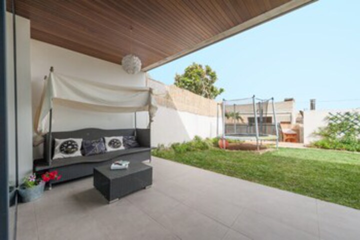 Terrace/Patio 22 of 23