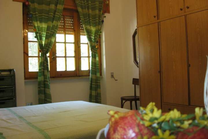 Room 5 of 31