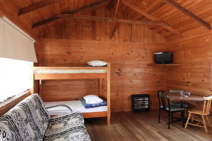 Room 27 of 59