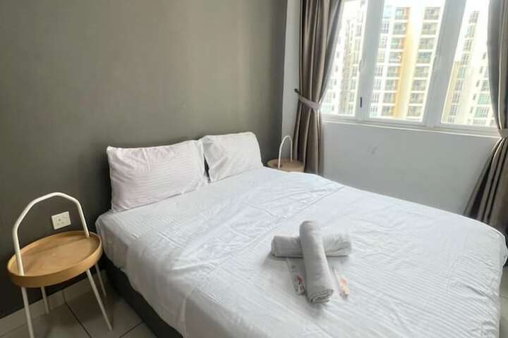 Room 14 of 72
