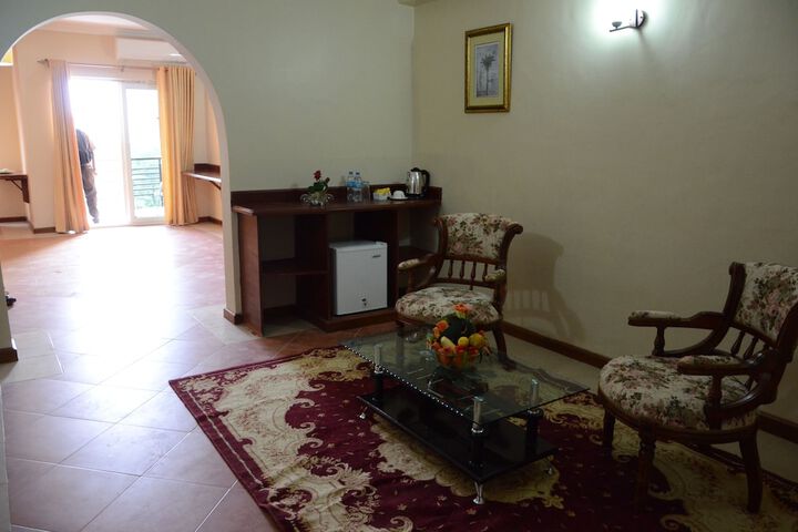 Room 39 of 62