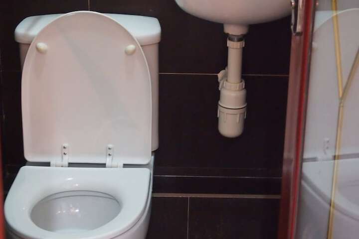 Room 5 of 58