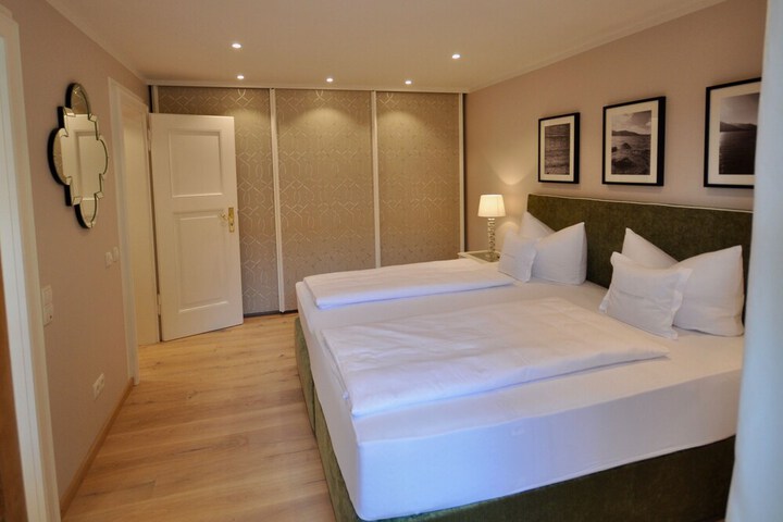 Room 26 of 123