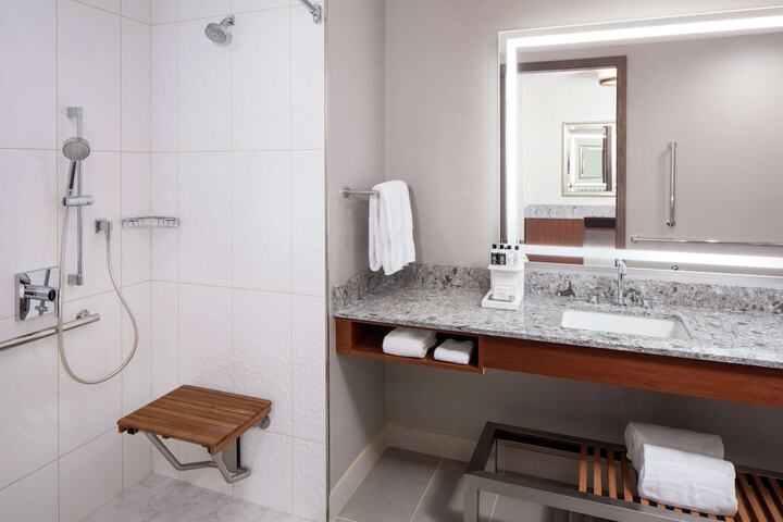 Bathroom shower