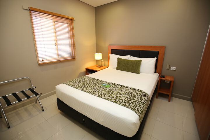 Room 6 of 34