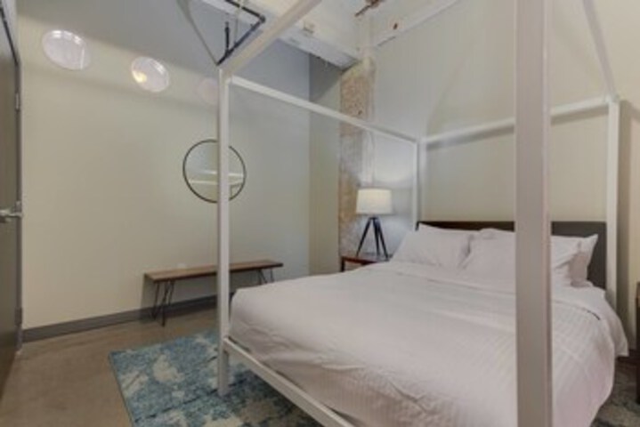 Room 10 of 57