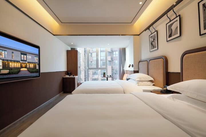 Room 9 of 58