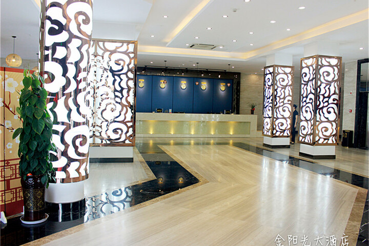 Golden Sunshine Hotel