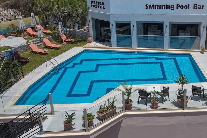 Hotel Entry