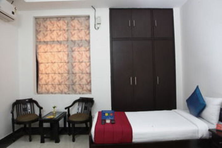 Room 17 of 20