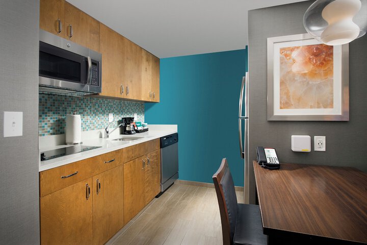 Room 13 of 49