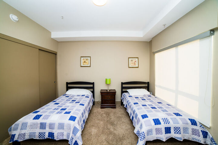 Room 5 of 31