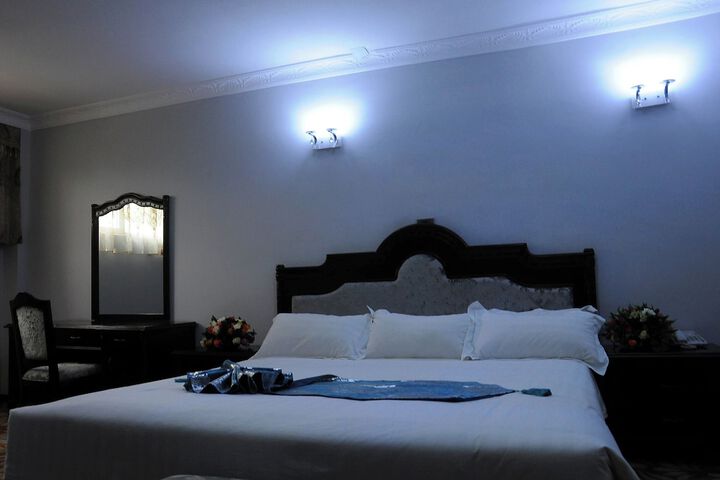 Room 18 of 84
