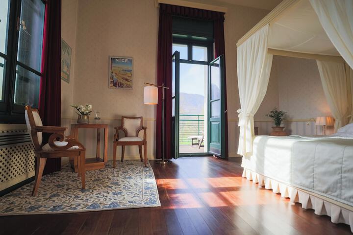 Room 29 of 80