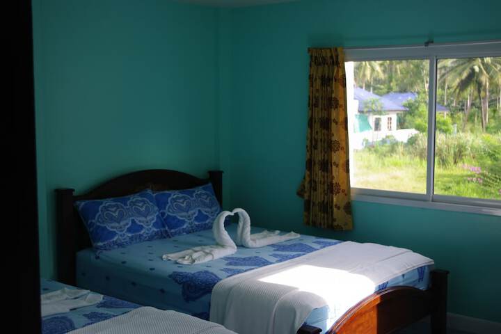 Room 4 of 39