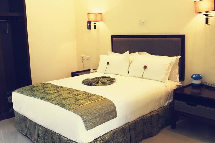 Room 18 of 116