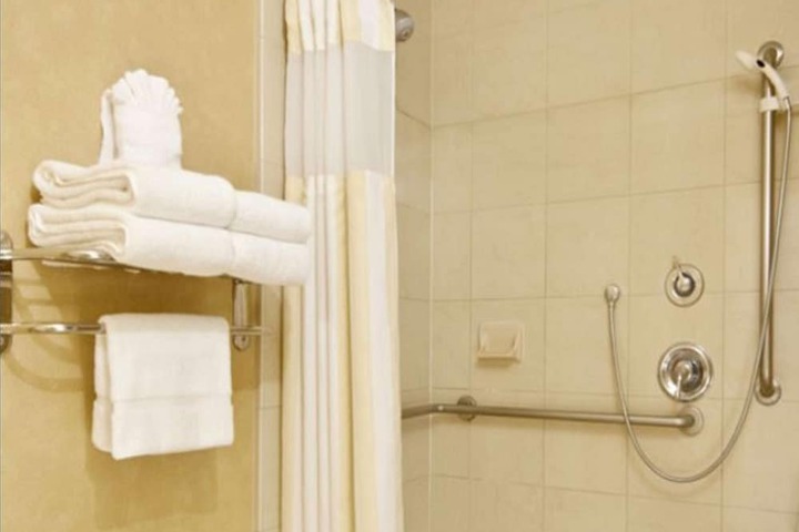 Bathroom shower