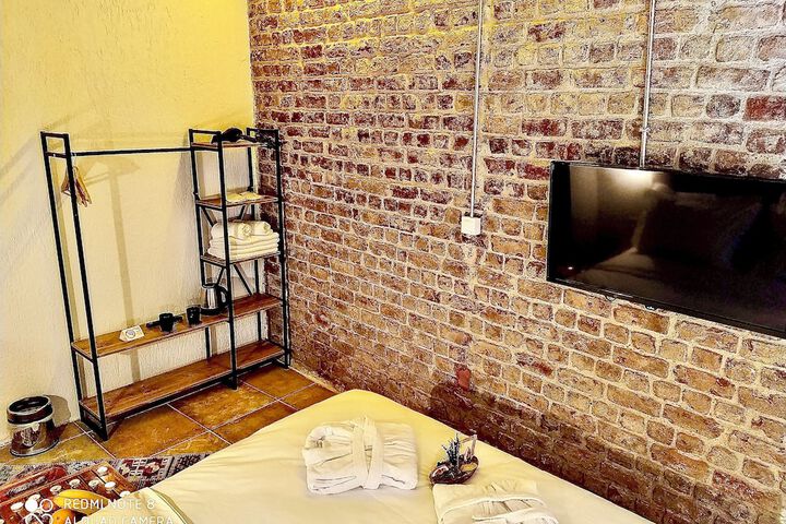Room 18 of 29