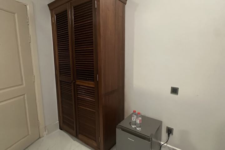 Room 21 of 54