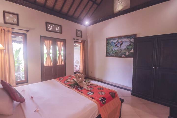 Room 26 of 81