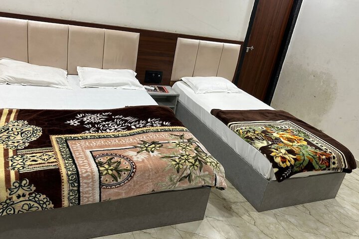 Room 14 of 26