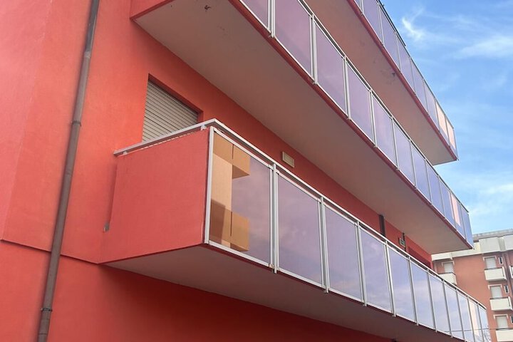 Hotel 75 of 80