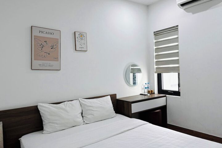 Room 13 of 44
