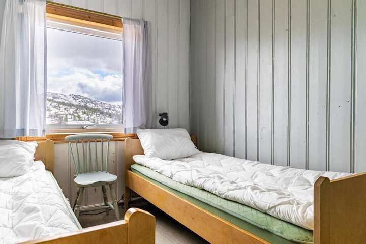 Room 18 of 31