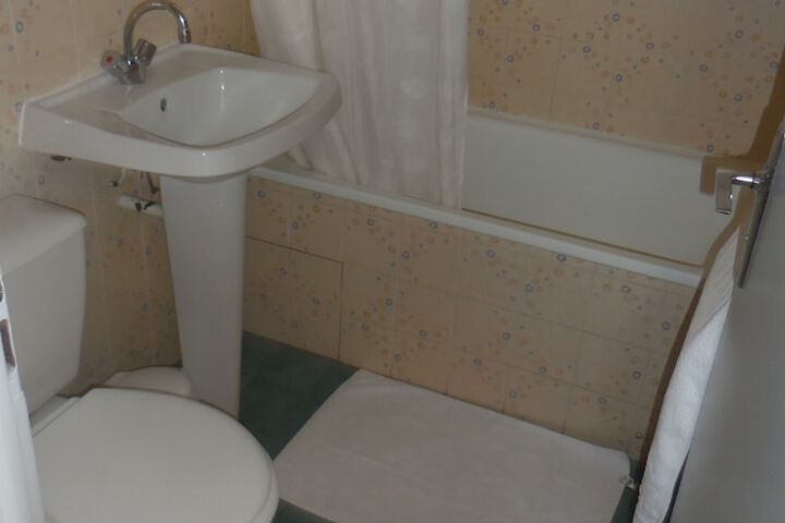 Room 17 of 21