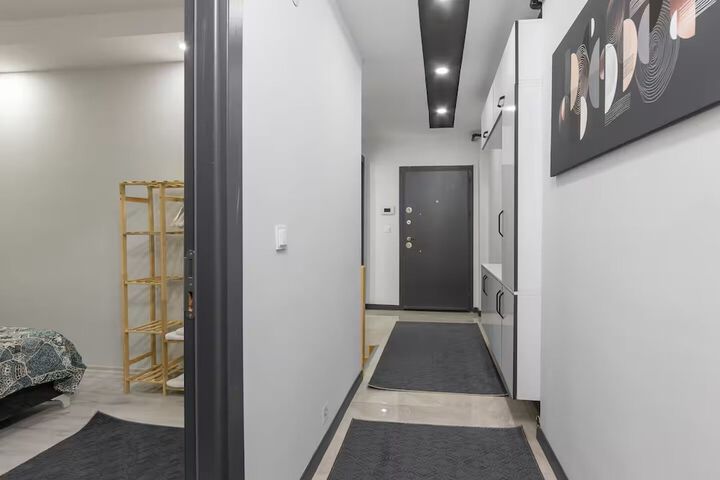 Room 38 of 293