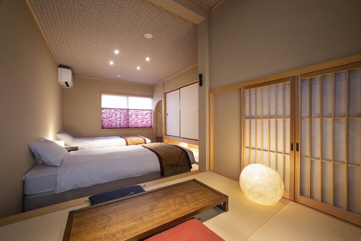 Room 17 of 54