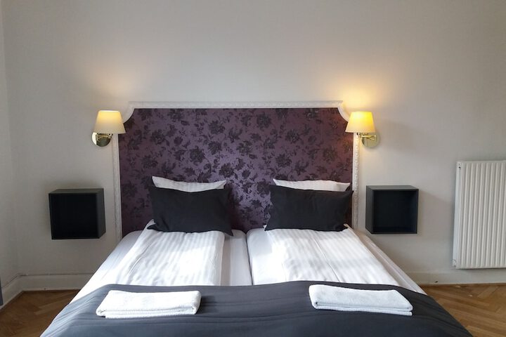 Room 51 of 56