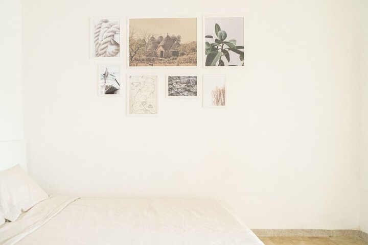 Room 21 of 76