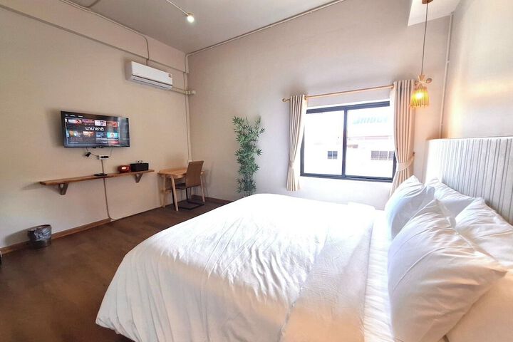 Room 16 of 63