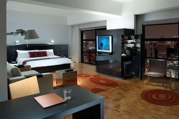 Room 26 of 75