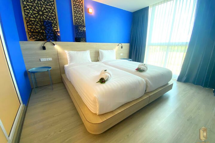 Room 3 of 34