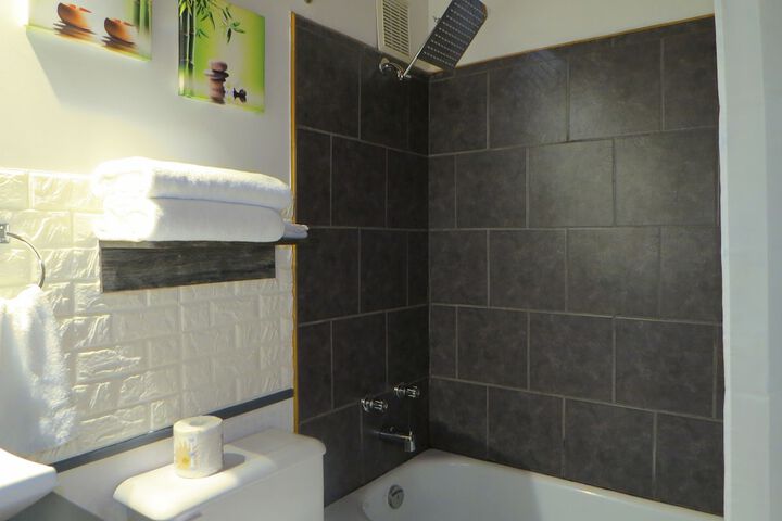 Room 126 of 167
