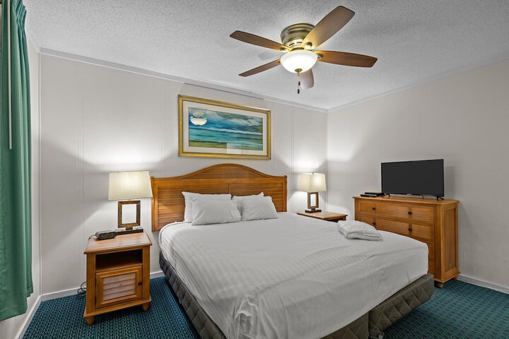 Room 7 of 44