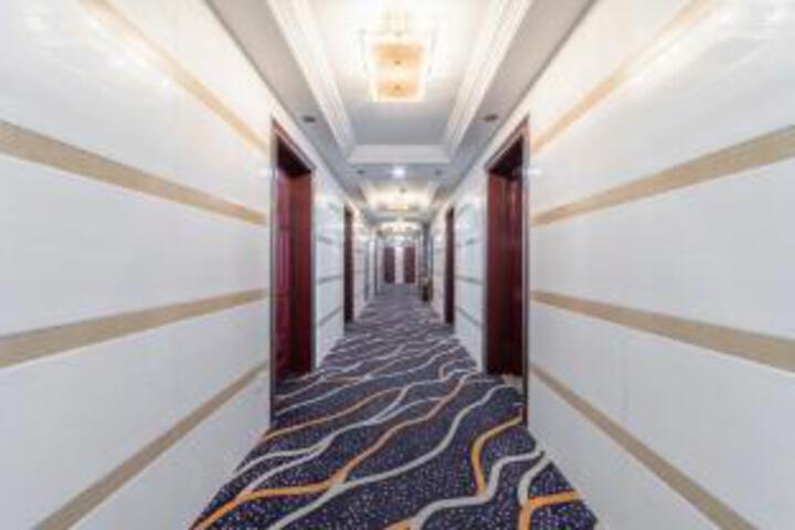 Jin Ding Business Hotel (Jiangyan Bus Terminal Branch)