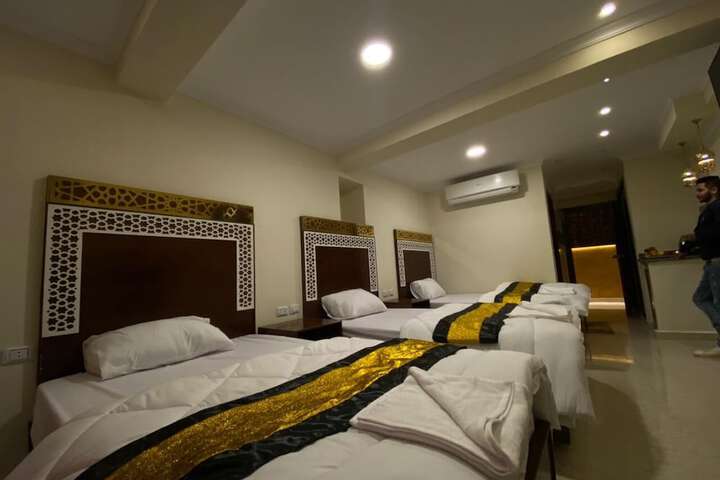 Room 5 of 31