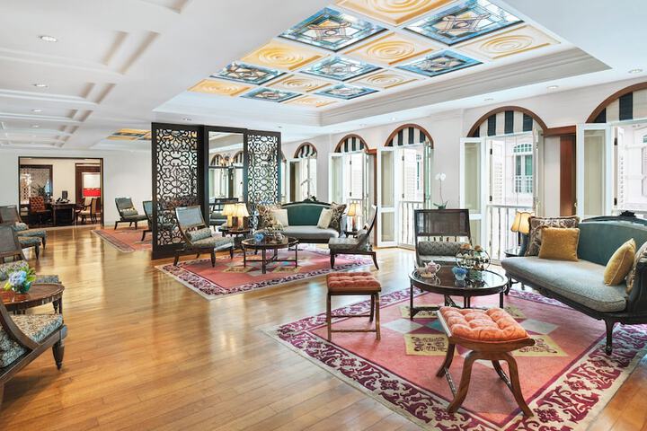 Executive lounge