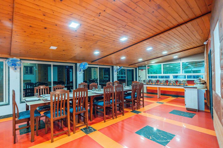 Dining 50 of 62