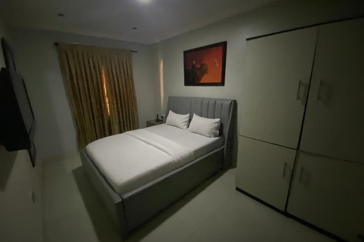 Room 30 of 31