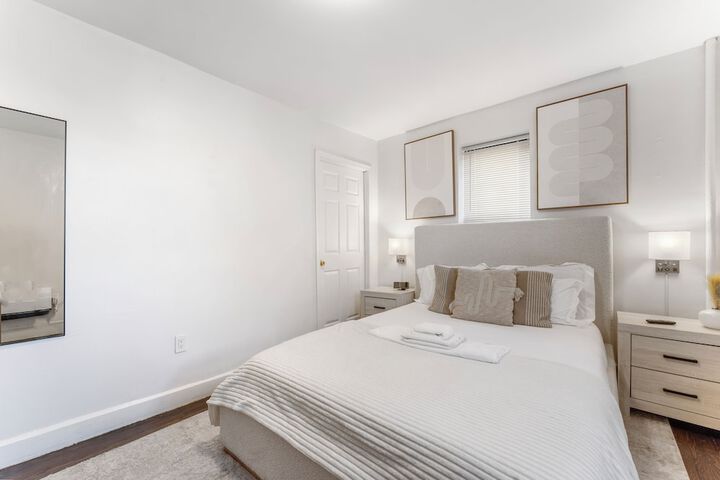 Room 15 of 35