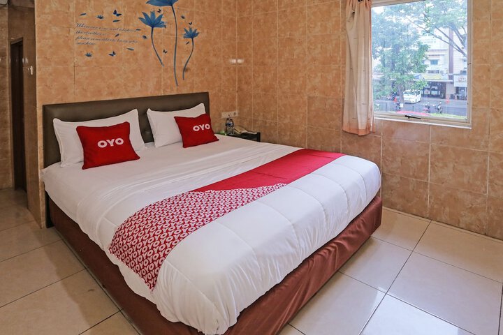 Room 12 of 23