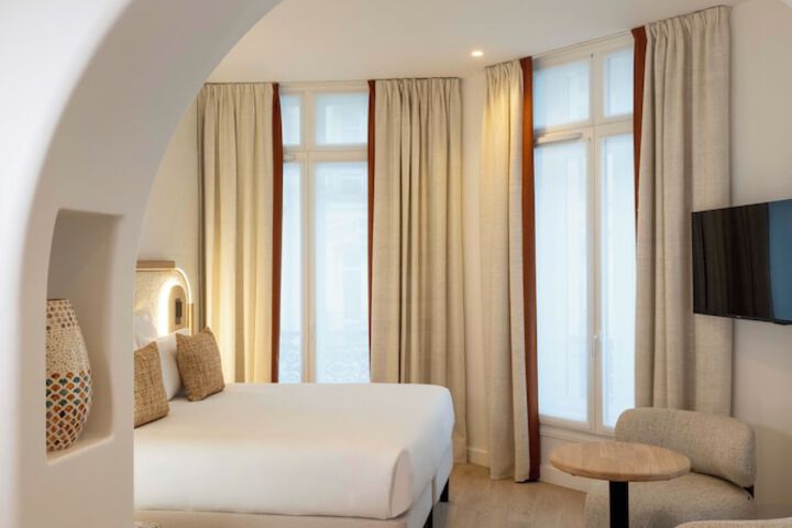 Room 25 of 65