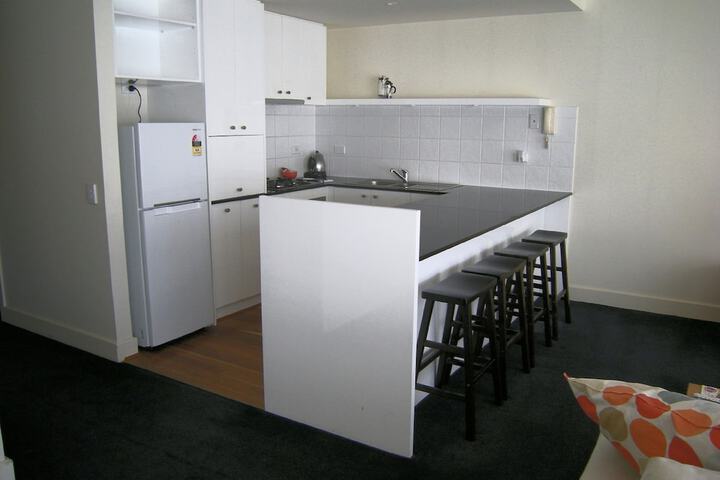 Room 7 of 28