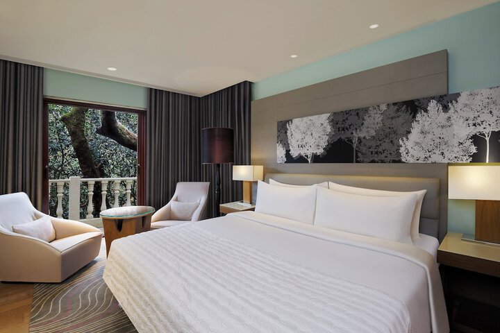 Room 14 of 68